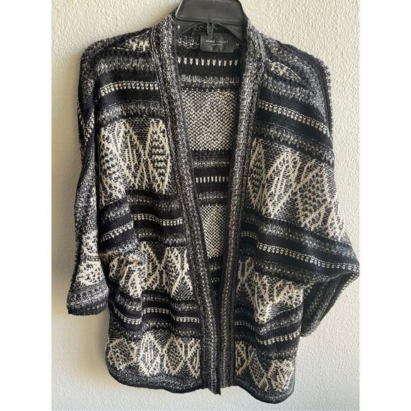 Romeo & Juliet Couture Cardigan Sweater - Picture 1 of 6